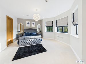 Photo 17- click for photo gallery